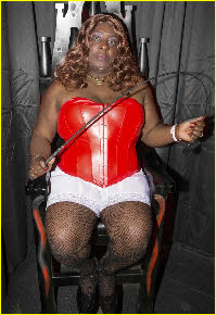 Black BBW dominatrix offering hard cp