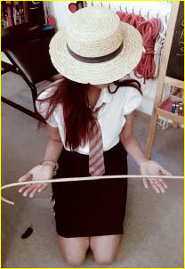 London submissive Amira needs spanking and caning