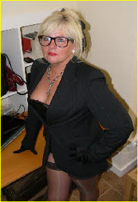 Strict Yorkshire domme Mistress Siren
